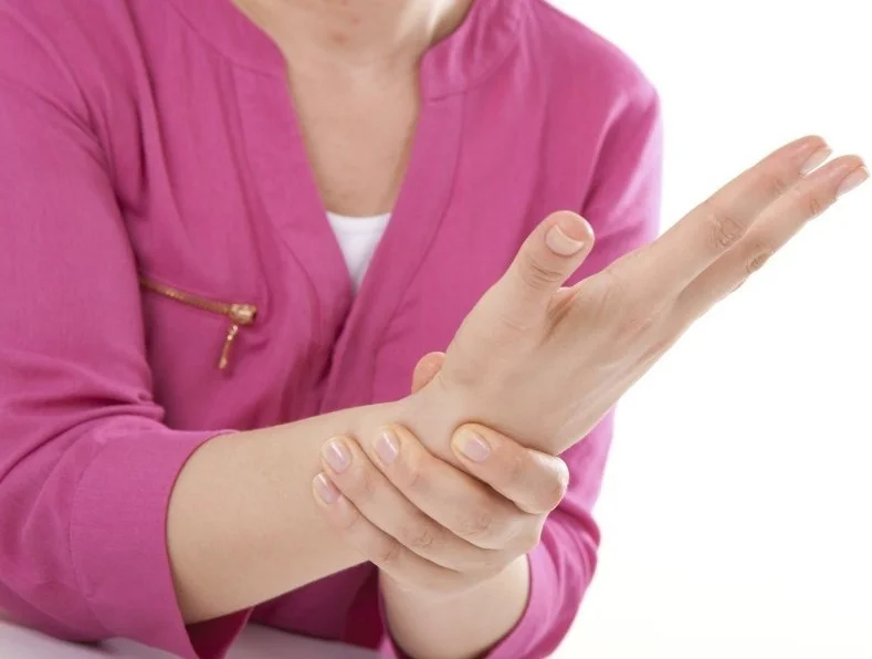 Tendinitis de De Quervain ¿Por qué sucede?